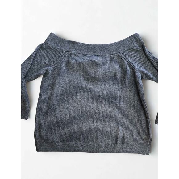 ​Lane Bryant NWT Plus Size 18/20 Gray Ribbed Off-the-Shoulder Sweater Pullover - Picture 2 of 3